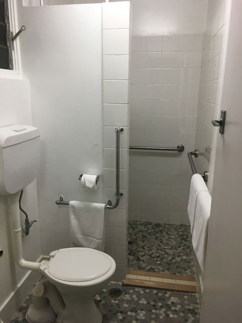 Flinders Motel - Accommodation QLD 6