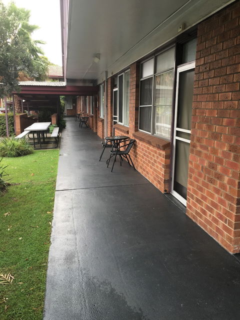 Flinders Motel - Accommodation QLD 1