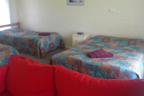 Southern Right Motor Inn - Accommodation QLD 7