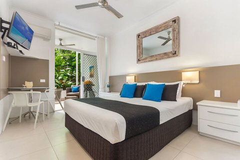 By The Sea Port Douglas - Accommodation QLD 3