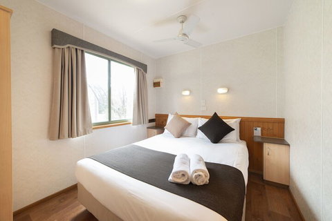 Breeze Holiday Parks - Halls Gap - Accommodation QLD 6