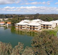 Lakeside Holiday Apartments - Accommodation QLD