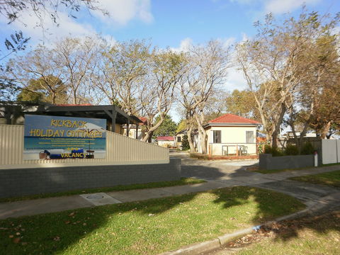 Kickback Cottages - Accommodation QLD 3