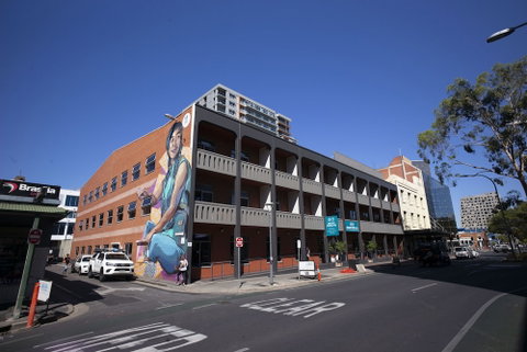 Adelaide Central YHA - Hostel - Accommodation QLD 0