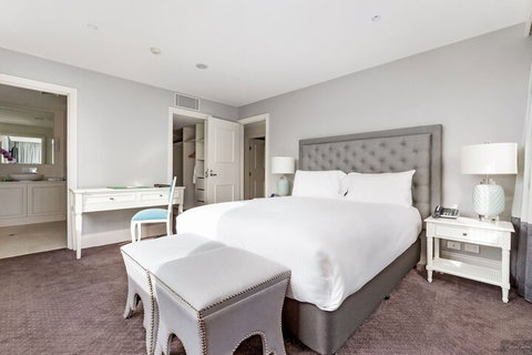 Miramare Gardens - Accommodation QLD 4