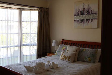 Australian Home Away At Doncaster Elgar - Accommodation QLD 7