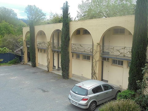 Riverbank Park Motel - Accommodation QLD 1