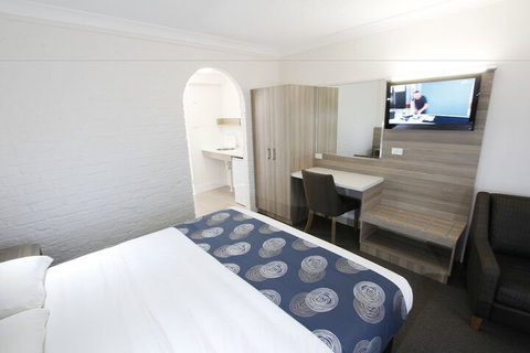 Aston Motel Yamba - Accommodation QLD 3