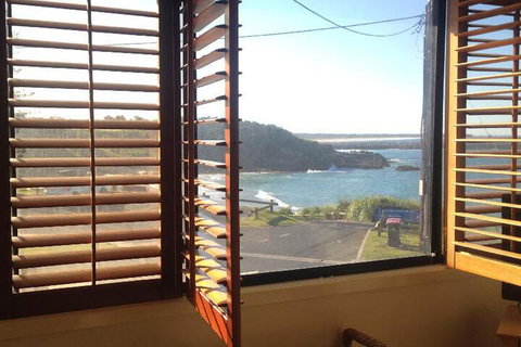 Surf Motel - Accommodation QLD 2