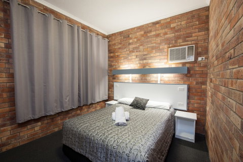 Allan Cunningham Motel - Accommodation QLD 5