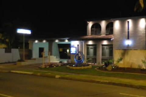 Alabaster Motor Inn Taree - Accommodation QLD 5