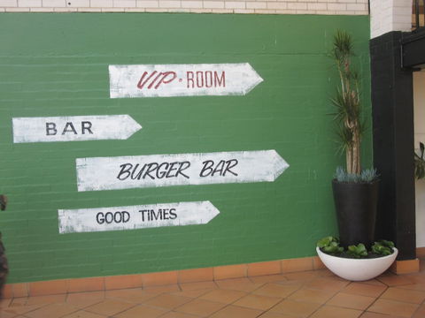 El Toro Motor Inn - Accommodation QLD 3