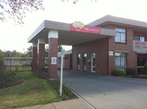 Big Valley Lakeside Paradise Motor Inn - Accommodation QLD 0