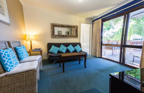 Nazaaray Beach House - Accommodation QLD 2