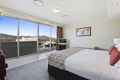 CBD Luxury Accommodation - Accommodation QLD 4