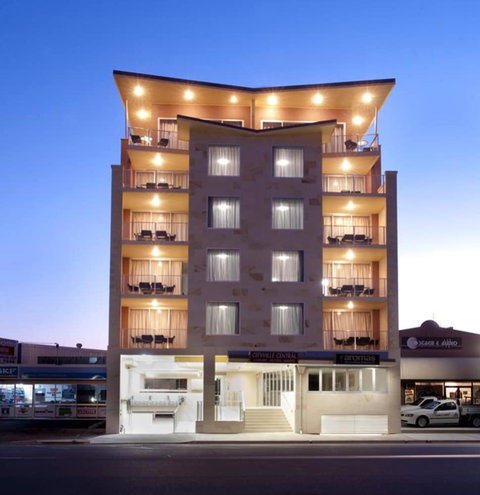 CBD Luxury Accommodation - Accommodation QLD 0