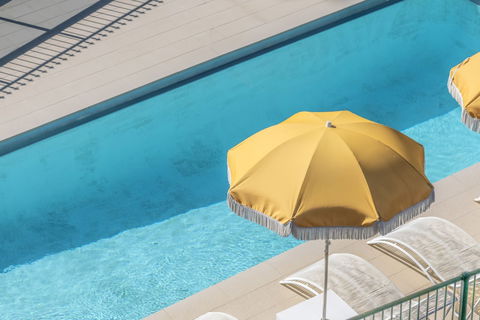 The Mid Pacific - Accommodation QLD 4