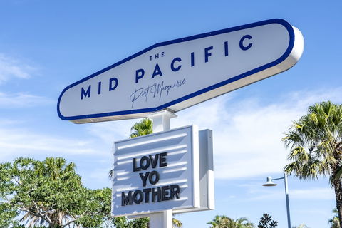 The Mid Pacific - Accommodation QLD 2