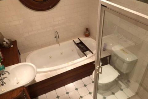 Lorelei Bed & Breakfast - Accommodation QLD 5