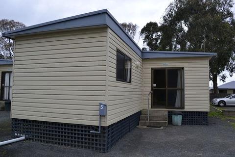 Portland Tourist Park - Accommodation QLD 2