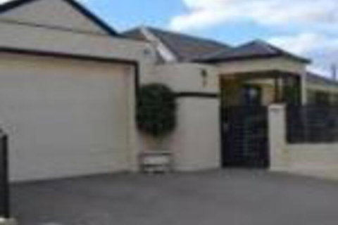 Sunset Retreat - Accommodation QLD 0