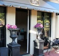 Luxe Spa on Kensington - Accommodation QLD