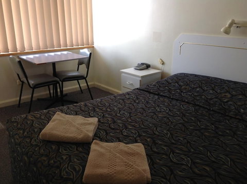 Grand Central Motel - Accommodation QLD 5
