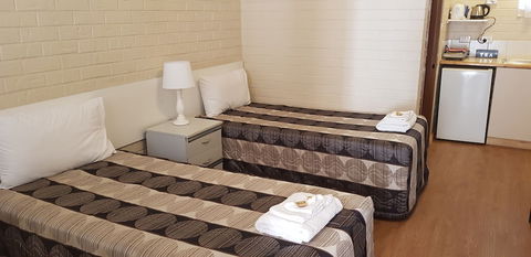 Bondi Motel - Accommodation QLD 3