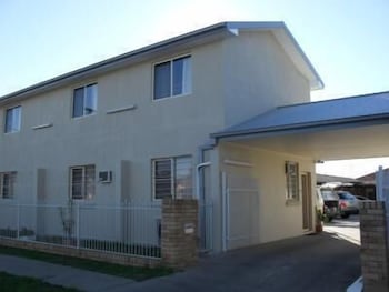 Bondi Motel - Accommodation QLD 1