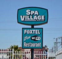 Spa Village Travel Inn - Accommodation QLD