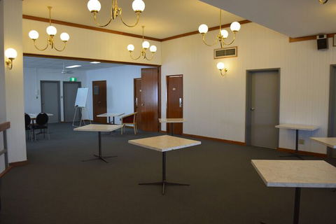 Spa Village Travel Inn - Accommodation QLD 5