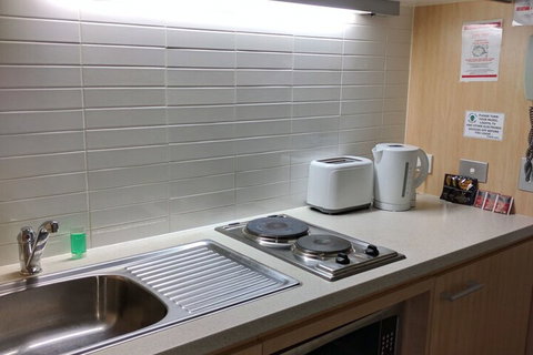 RMIT Village House - Accommodation QLD 2