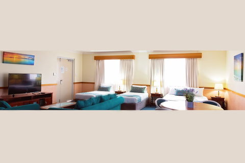 White Lace Motor Inn - Accommodation QLD 3