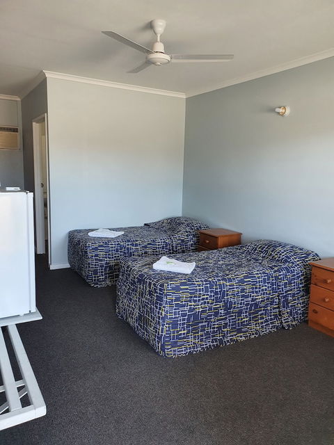 Kooyong Hotel - Accommodation QLD 5