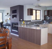 Oakley Place Townhouse - Accommodation QLD