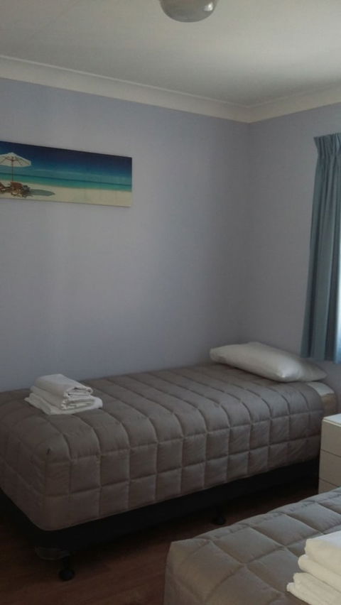 Forster Holiday Village - Accommodation QLD 3