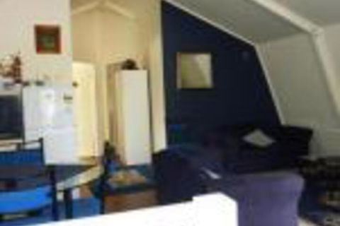 The Doo Drop Inn - Accommodation QLD 0