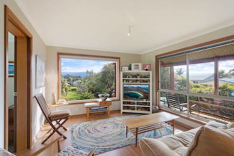 Monaro Cottage - Accommodation QLD 0