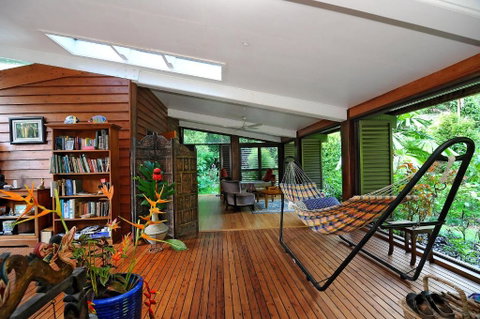 Cow Bay Homestay B & B - Accommodation QLD 6
