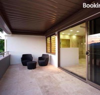 Villa One on Murphy Luxury Holiday Villa - Accommodation QLD