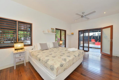 Oceaneyes Getaway - Accommodation QLD 4