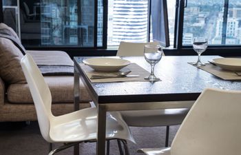 Roomerang At Abeckett Tower 31 - Accommodation QLD 1