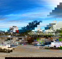 Nowa Nowa Hotel Motel - Accommodation QLD
