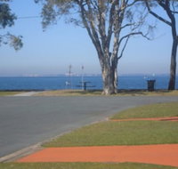 Immaculate First Floor Waterfront Unit Welsby Pde Bongaree - Accommodation QLD