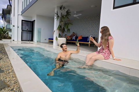 Valle Vista Luxury Apartments - Accommodation QLD 4
