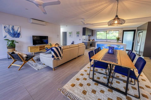 Valle Vista Luxury Apartments - Accommodation QLD 5