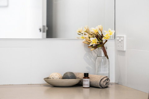 Your Luxury Escape - Carinya Cottages 5 - Accommodation QLD 5