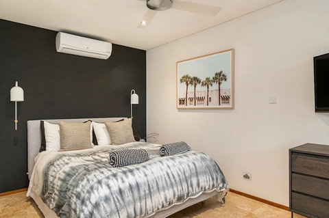 Your Luxury Escape - Byron Beachfront Villa - Accommodation QLD 2