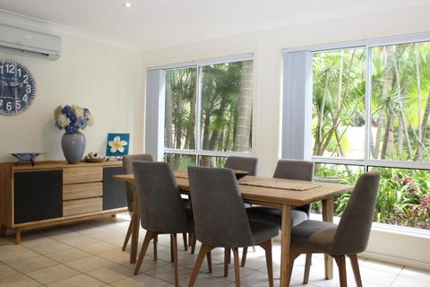 PACIFIC PALMS - Accommodation QLD 3