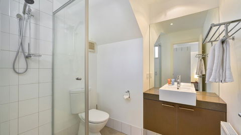 Dandongale - Accommodation QLD 4